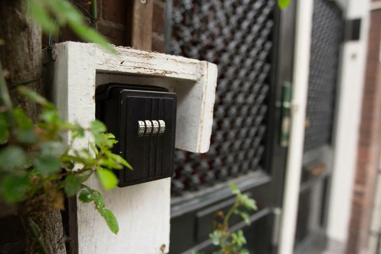 Kerkstraat Bed And Breakfast Apartment With Private Garden Amsterdam Netherlands